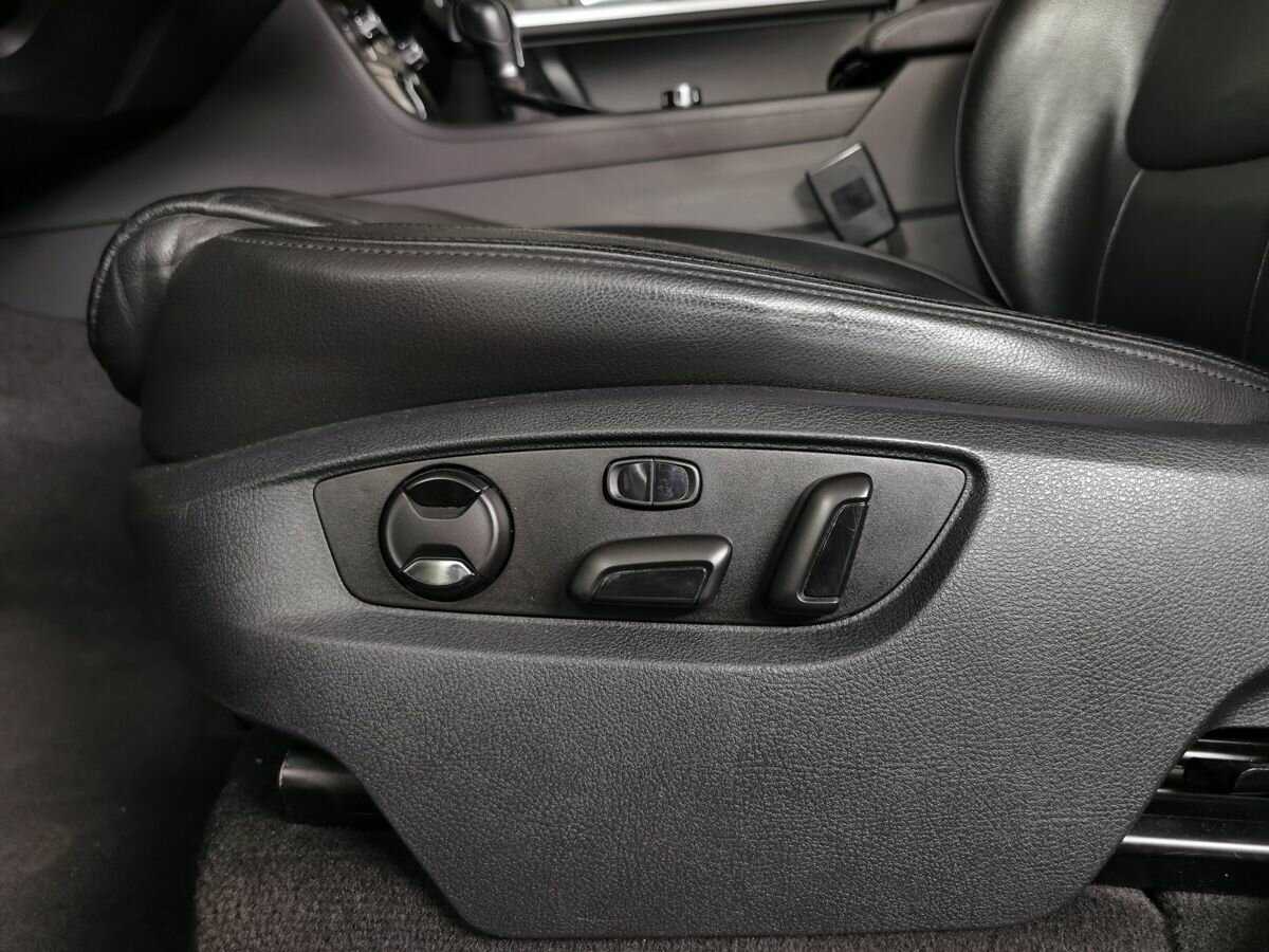 Купить Volkswagen Touareg, 2011, 139 649 км, фото №16