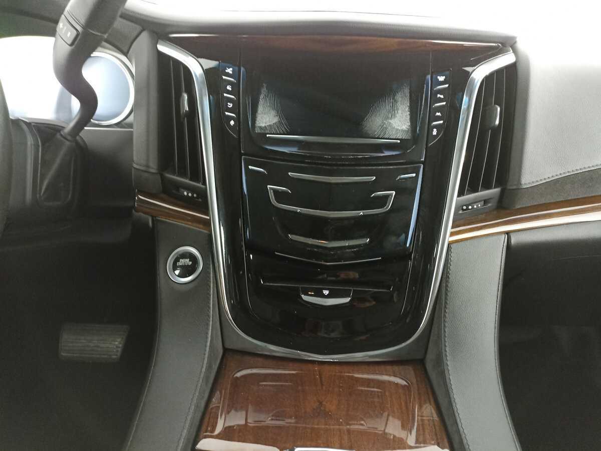 Купить Cadillac Escalade, 2016, 202 629 км, фото №13