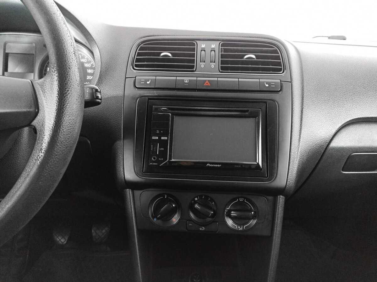 Купить Volkswagen Polo, 2011, 225 819 км, фото №13