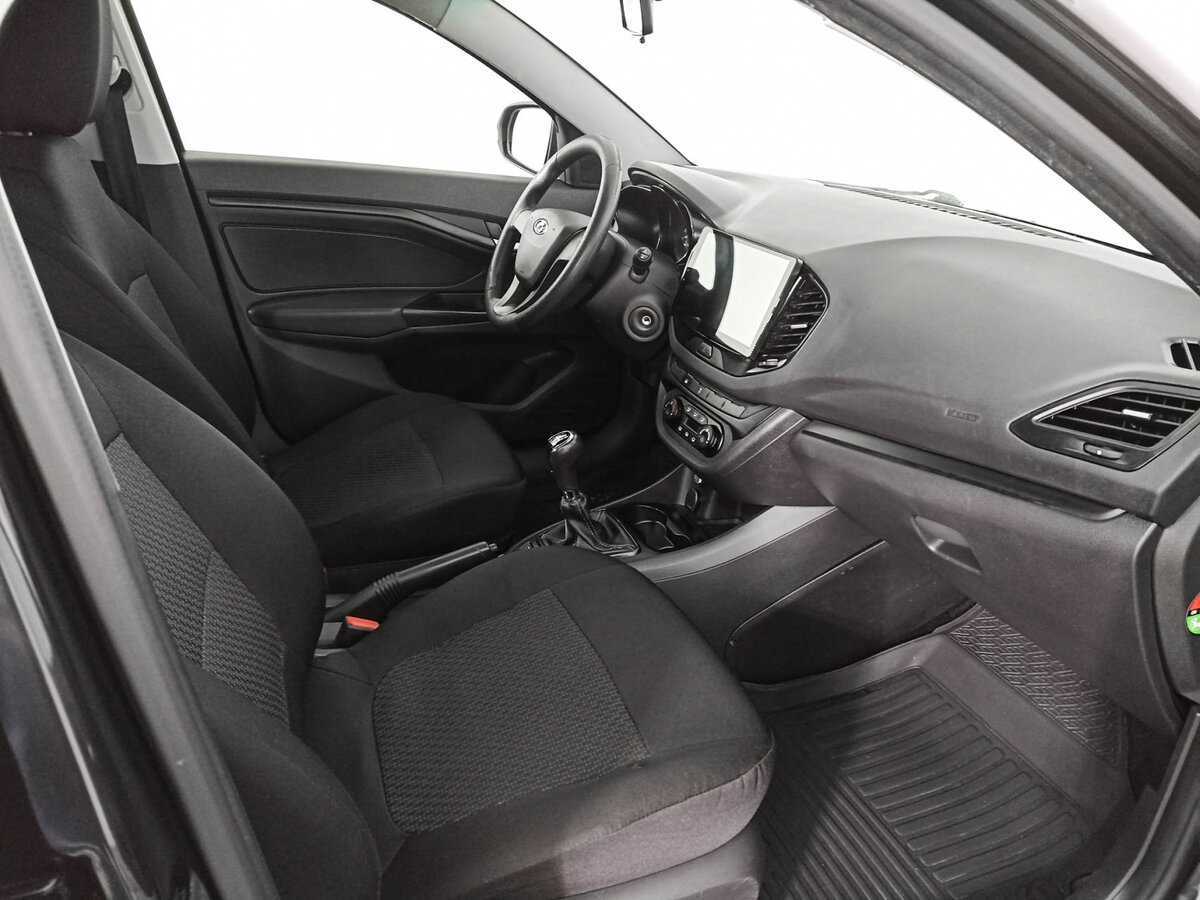 Купить Lada (ВАЗ) Vesta, 2017, 95 731 км, фото №9