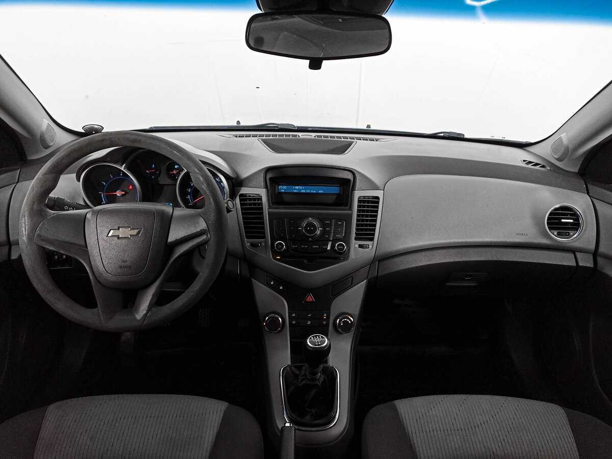 Купить Chevrolet Cruze, 2010, 258 937 км, фото №12
