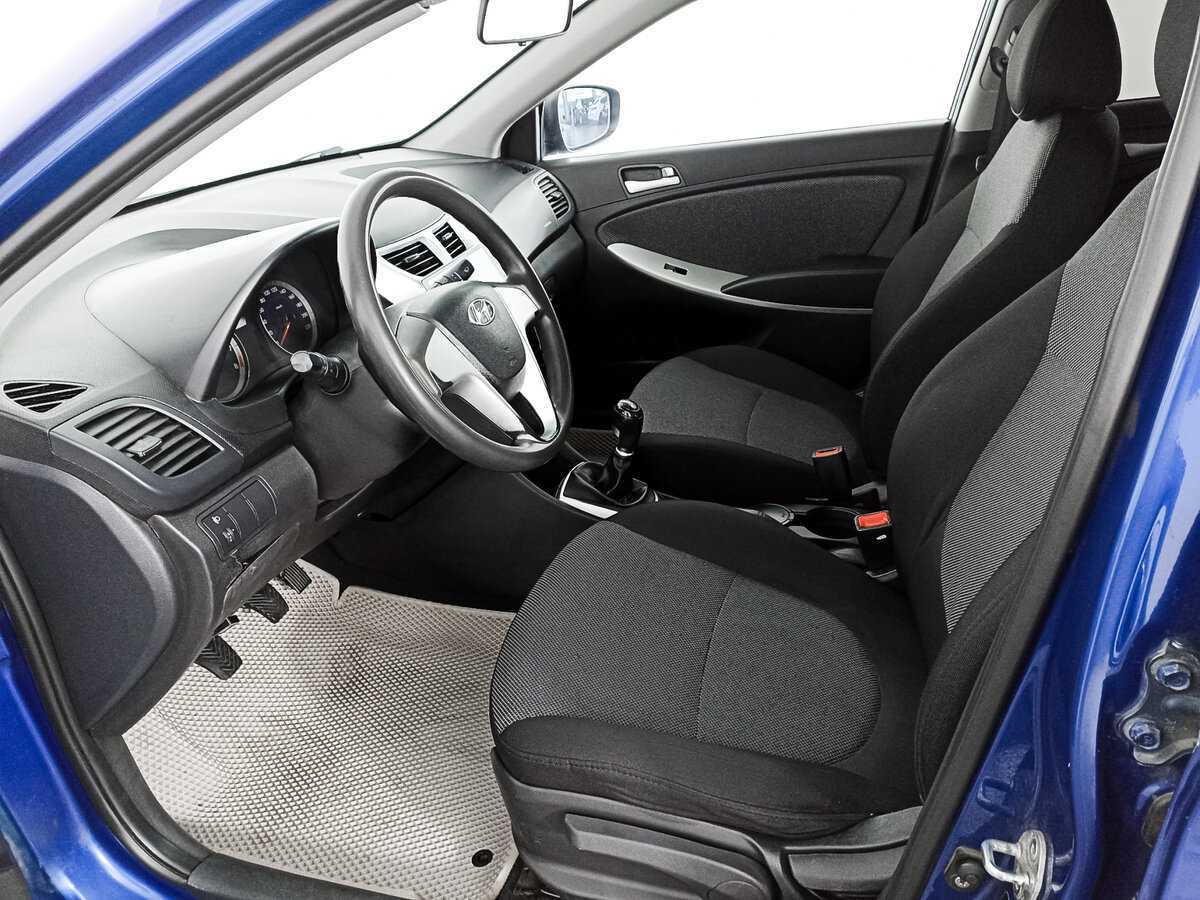 Купить Hyundai Solaris, 2011, 186 396 км, фото №14