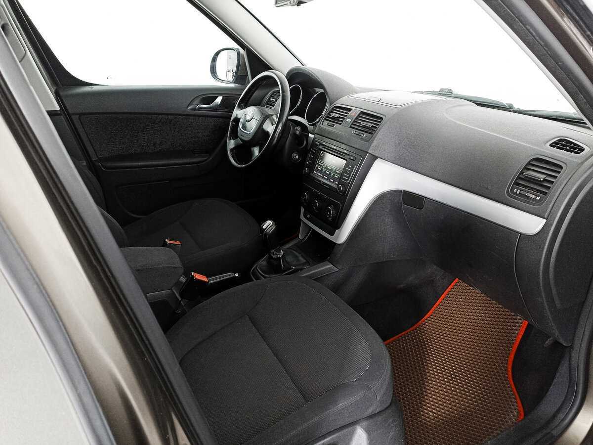 Купить Skoda Yeti, 2011, 265 499 км, фото №7