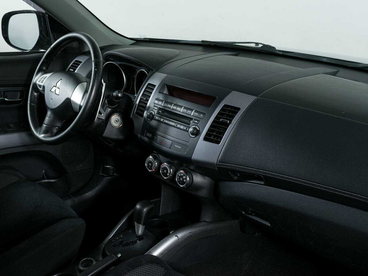 Купить Mitsubishi Outlander, 2010, 119 149 км, фото №5