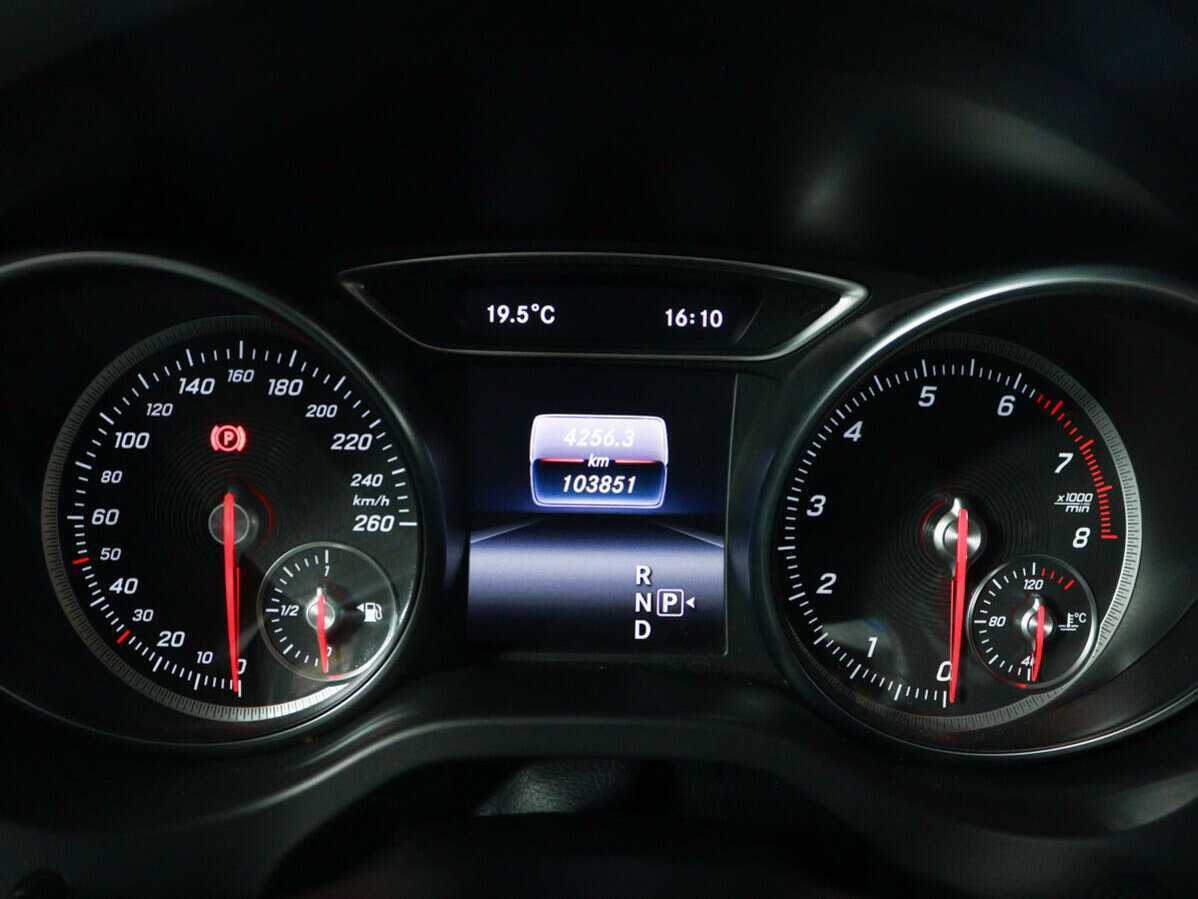 Купить Mercedes-Benz GLA 200, 2017, 103 000 км, фото №11