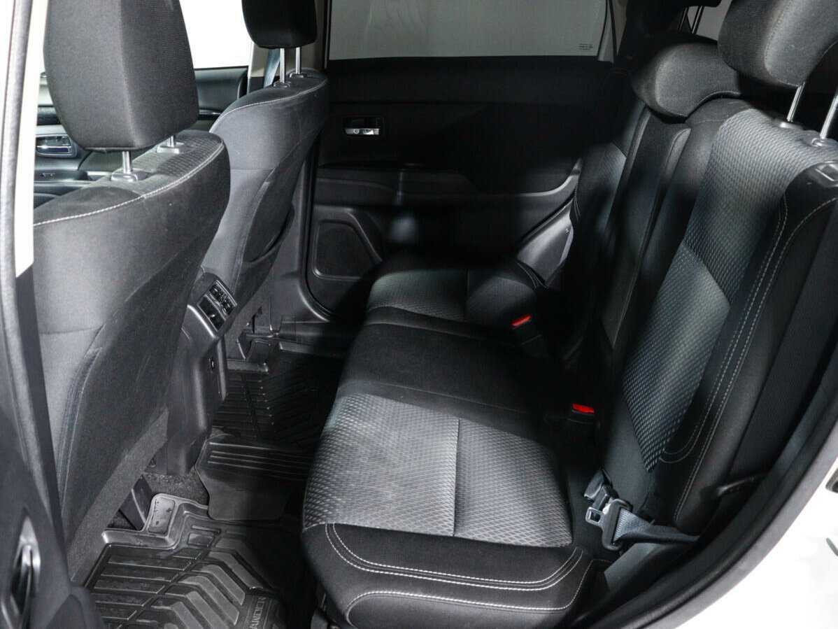 Купить Mitsubishi Outlander, 2019, 49 800 км, фото №10