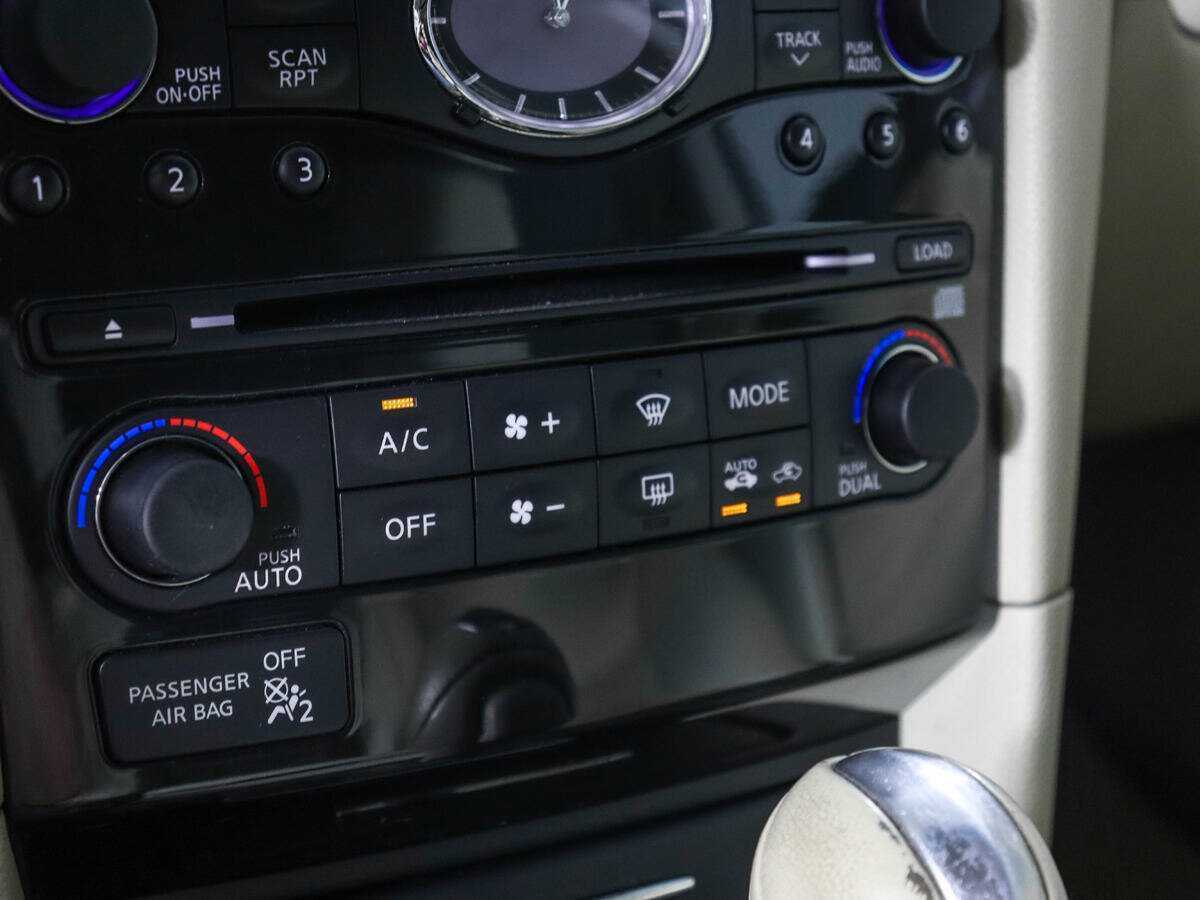 Купить Infiniti FX35, 2008, 169 419 км, фото №18