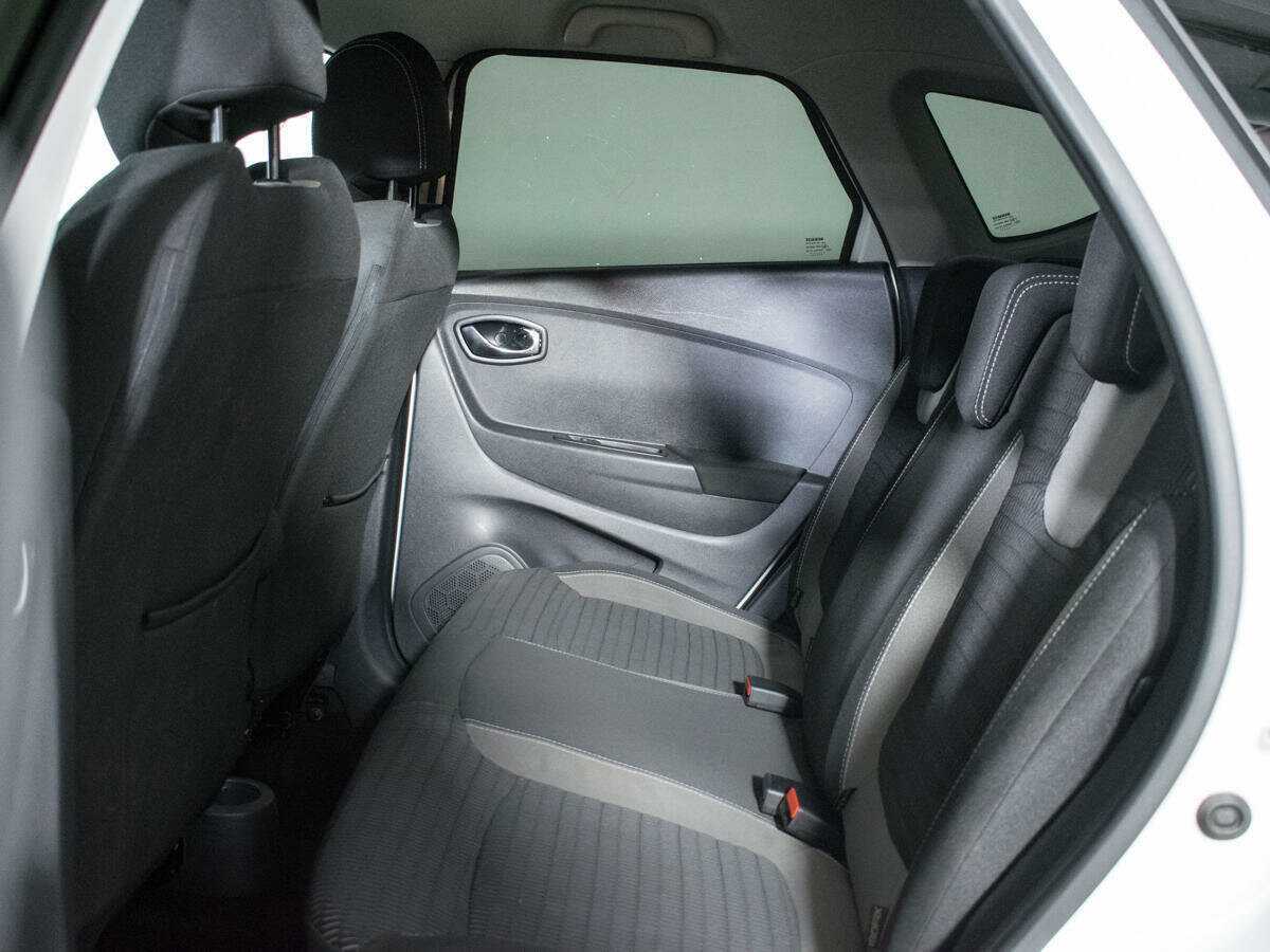 Купить Renault Kaptur, 2017, 61 092 км, фото №10