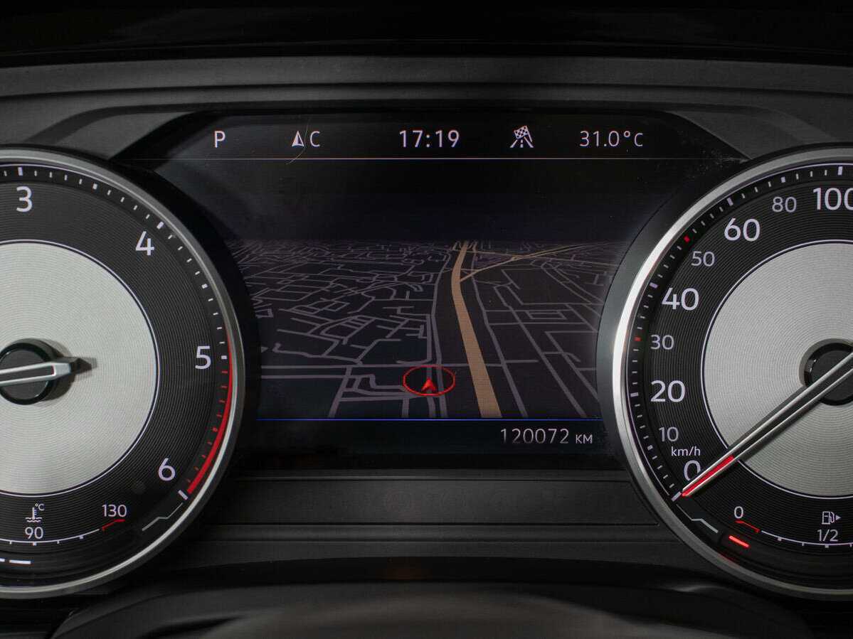 Купить Volkswagen Touareg, 2018, 120 059 км, фото №18