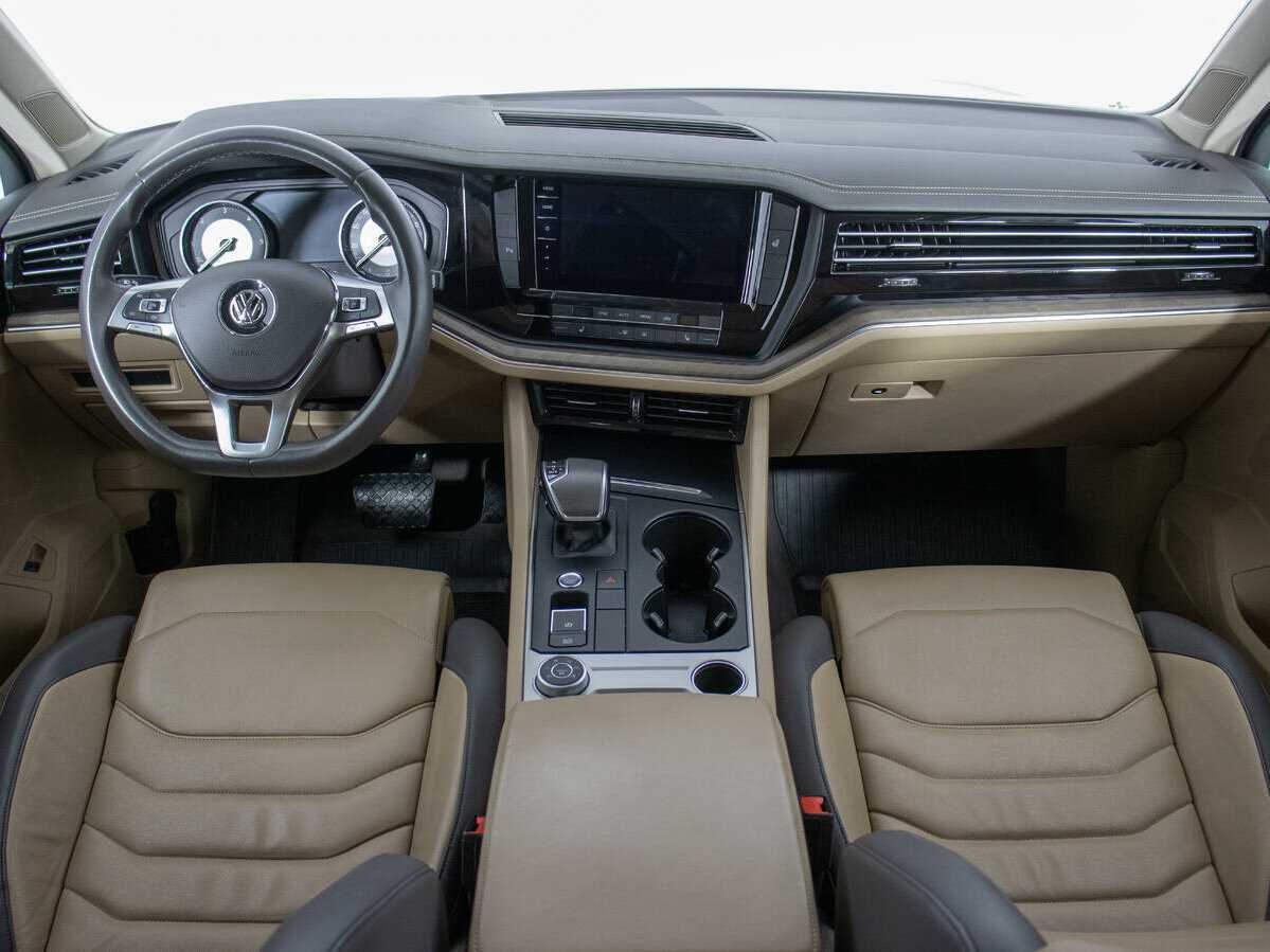 Купить Volkswagen Touareg, 2018, 120 059 км, фото №19