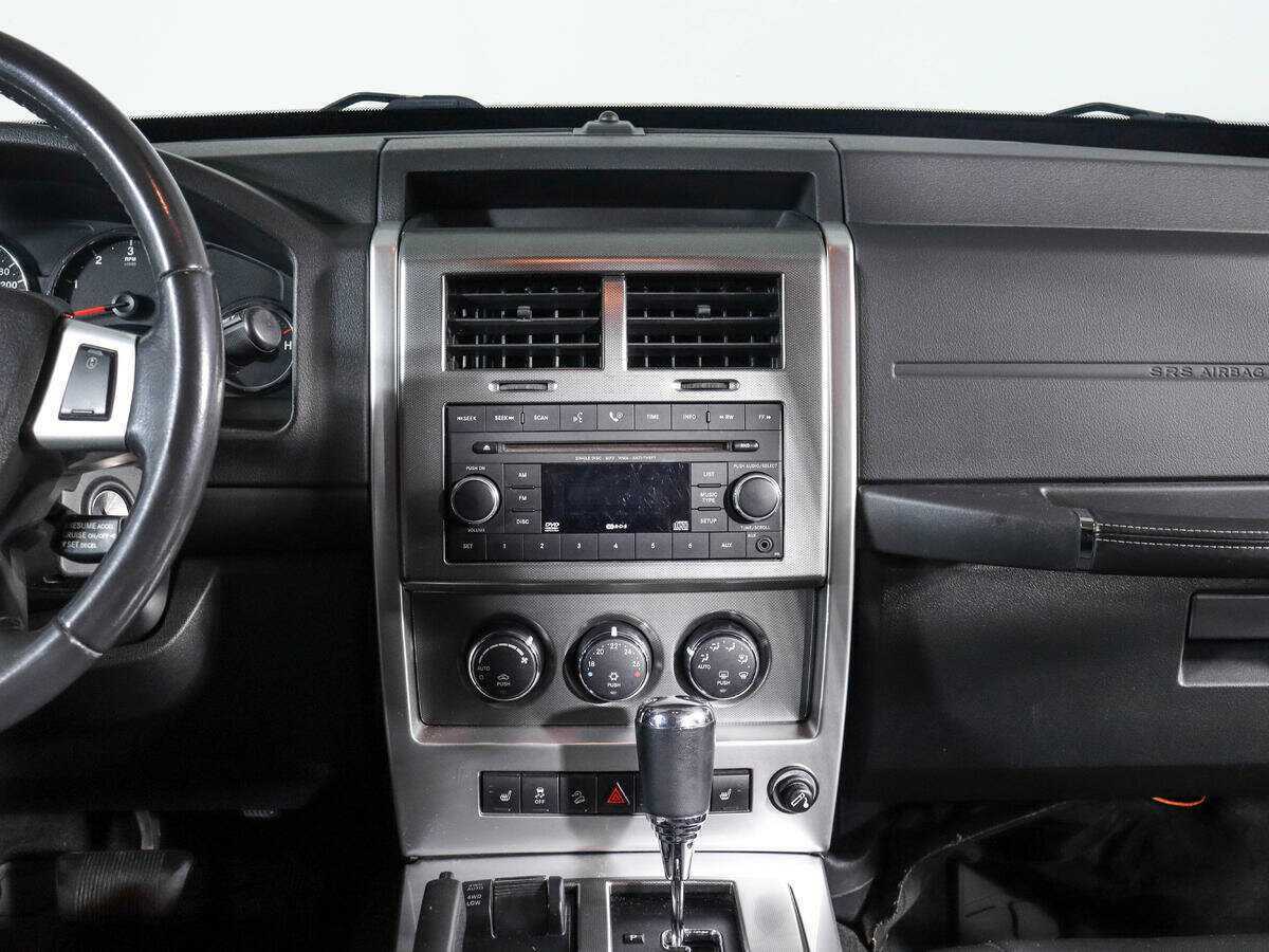 Купить Jeep Cherokee, 2010, 159 573 км, фото №12