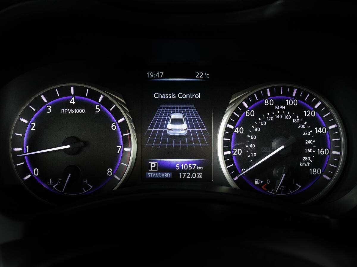 Купить Infiniti Q60, 2016, 51 056 км, фото №10