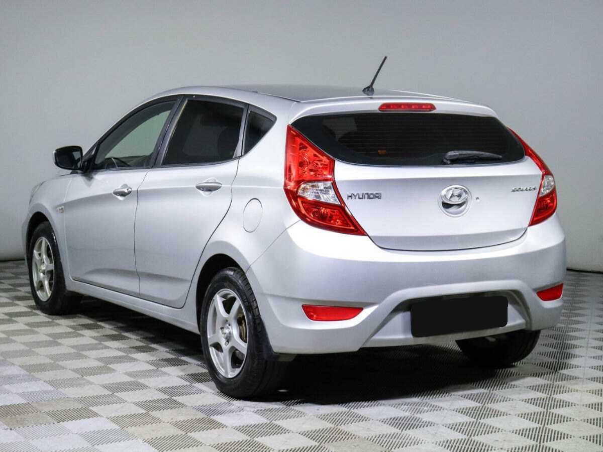Купить Hyundai Solaris, 2011, 190 284 км, фото №7