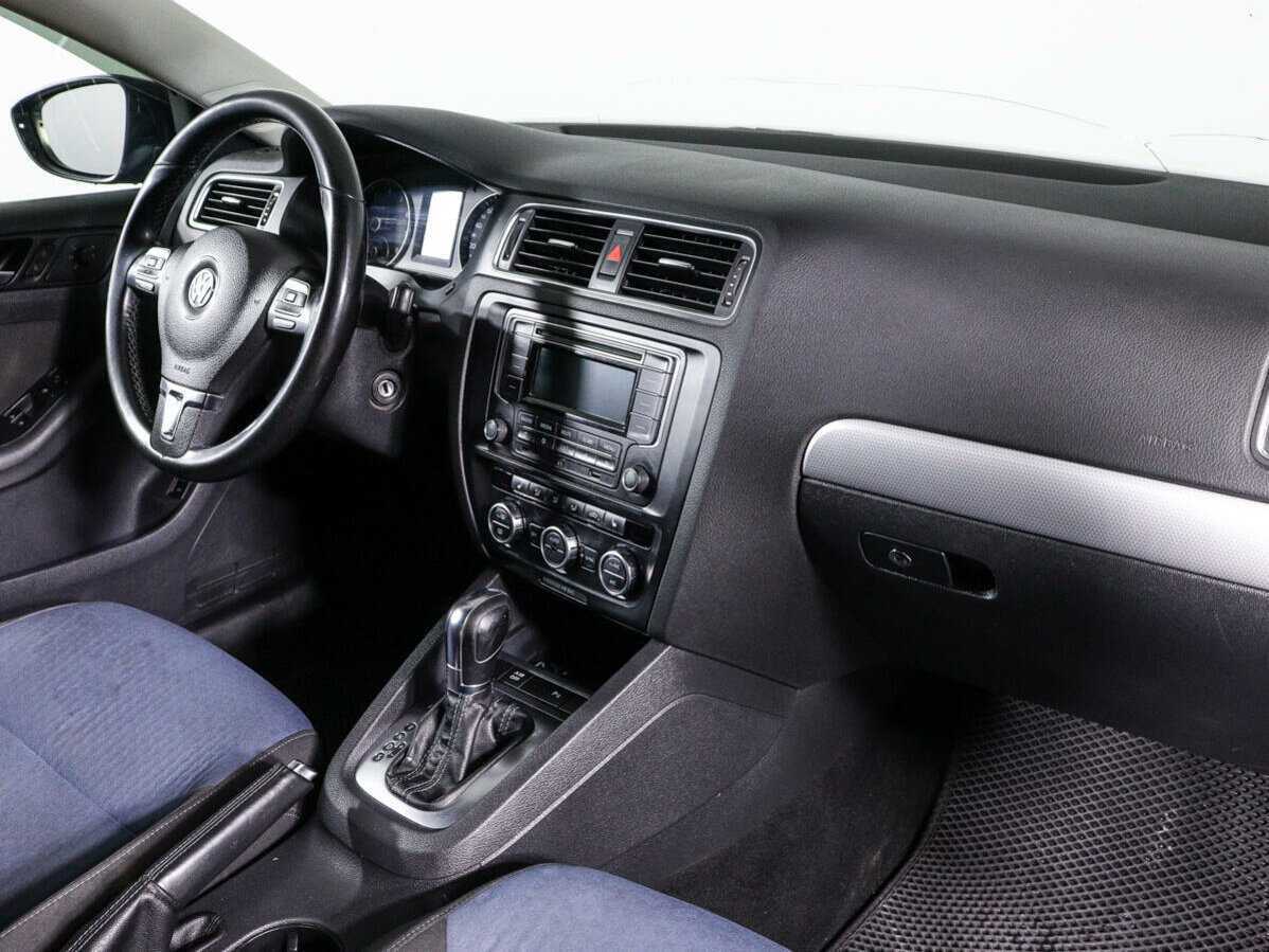Купить Volkswagen Jetta, 2013, 285 125 км, фото №7