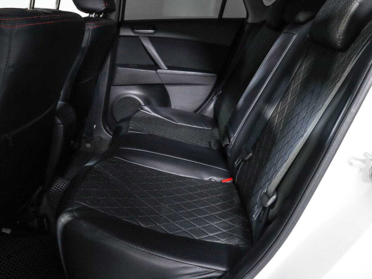 Купить Mazda 3, 2011, 187 111 км, фото №10