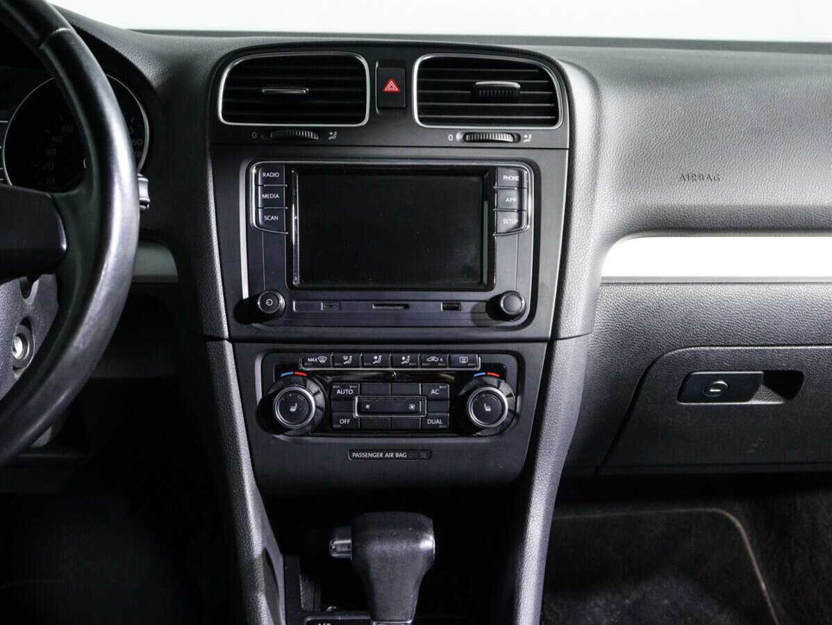 Купить Volkswagen Golf, 2009, 86 945 км, фото №13
