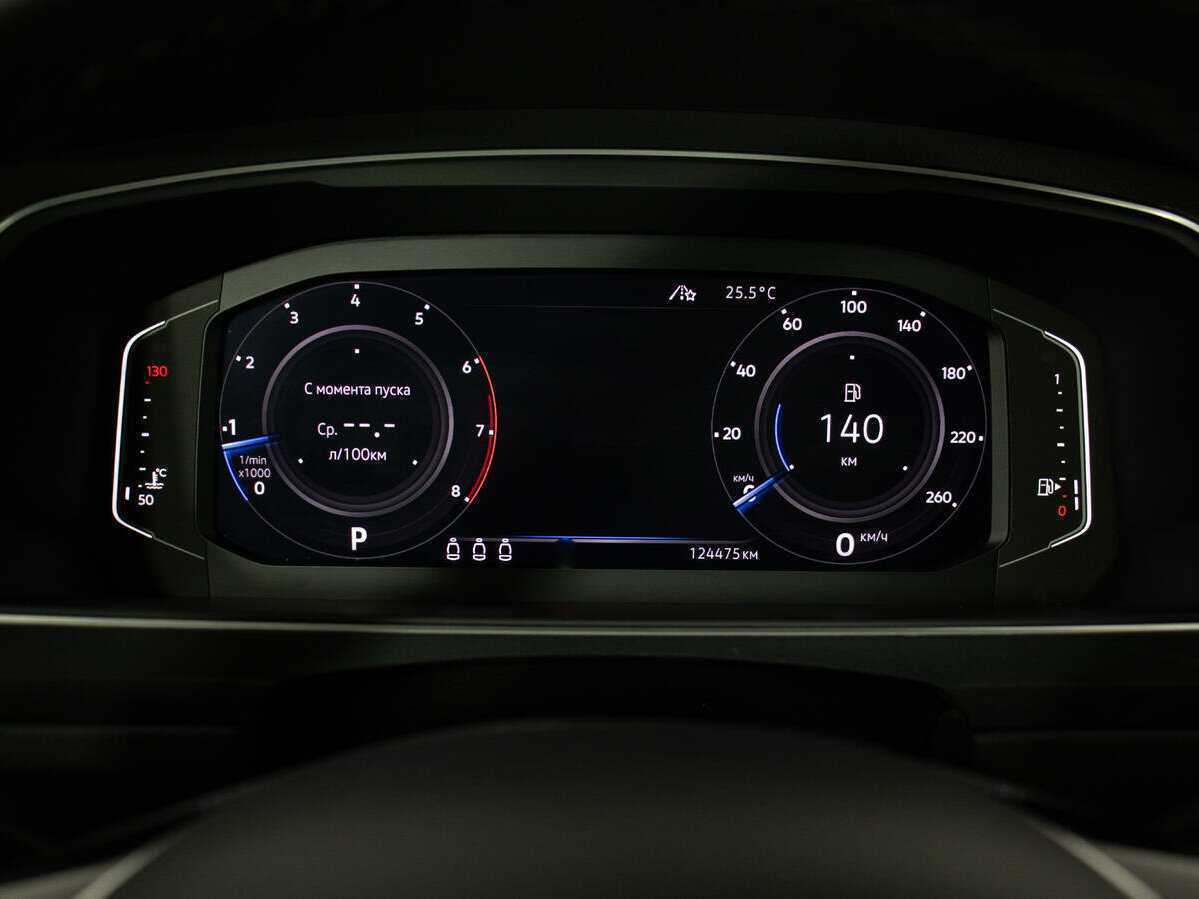 Купить Volkswagen Tiguan, 2019, 124 474 км, фото №12