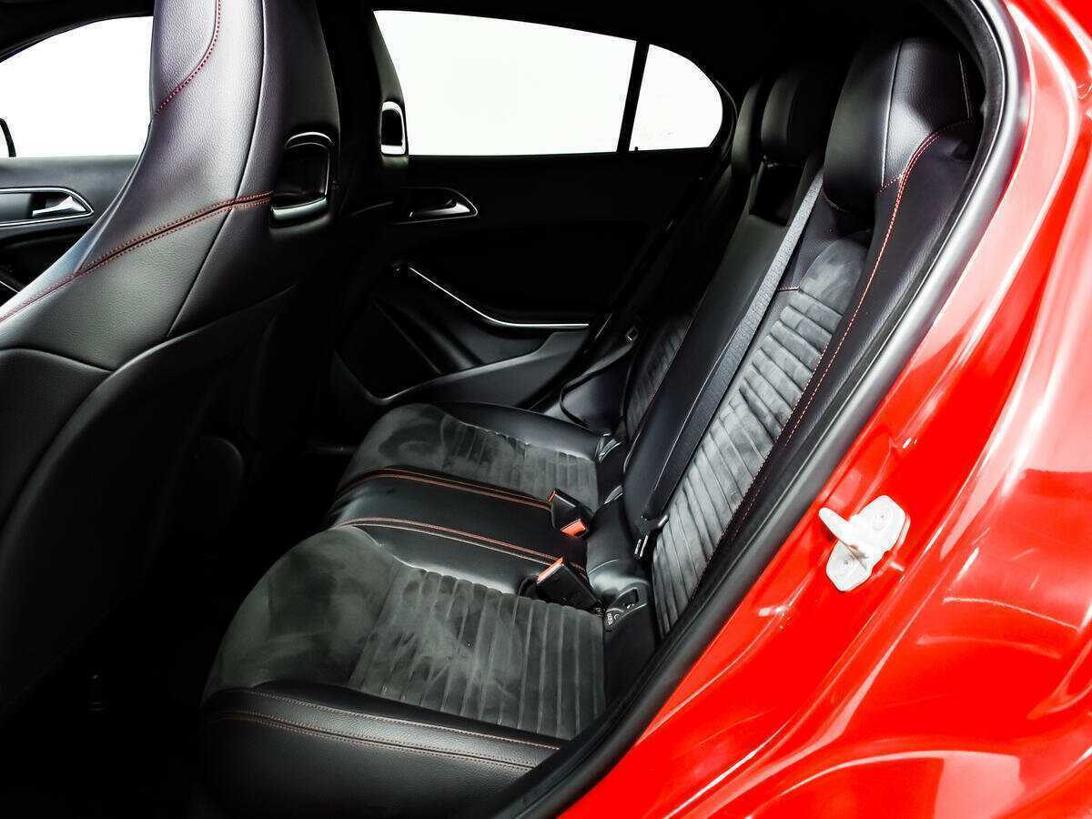 Купить Mercedes-Benz GLA 250, 2014, 67 555 км, фото №12