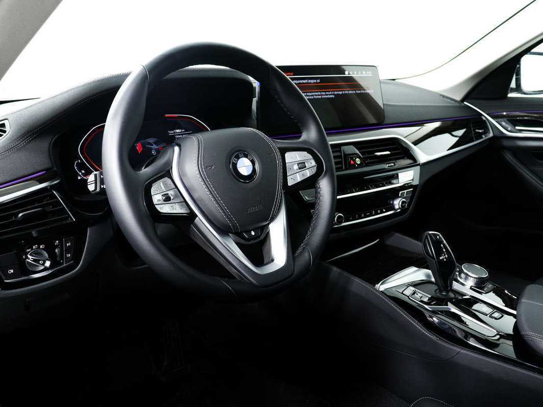Купить BMW 5 серии 520i, 2022, 17 000 км, фото №13