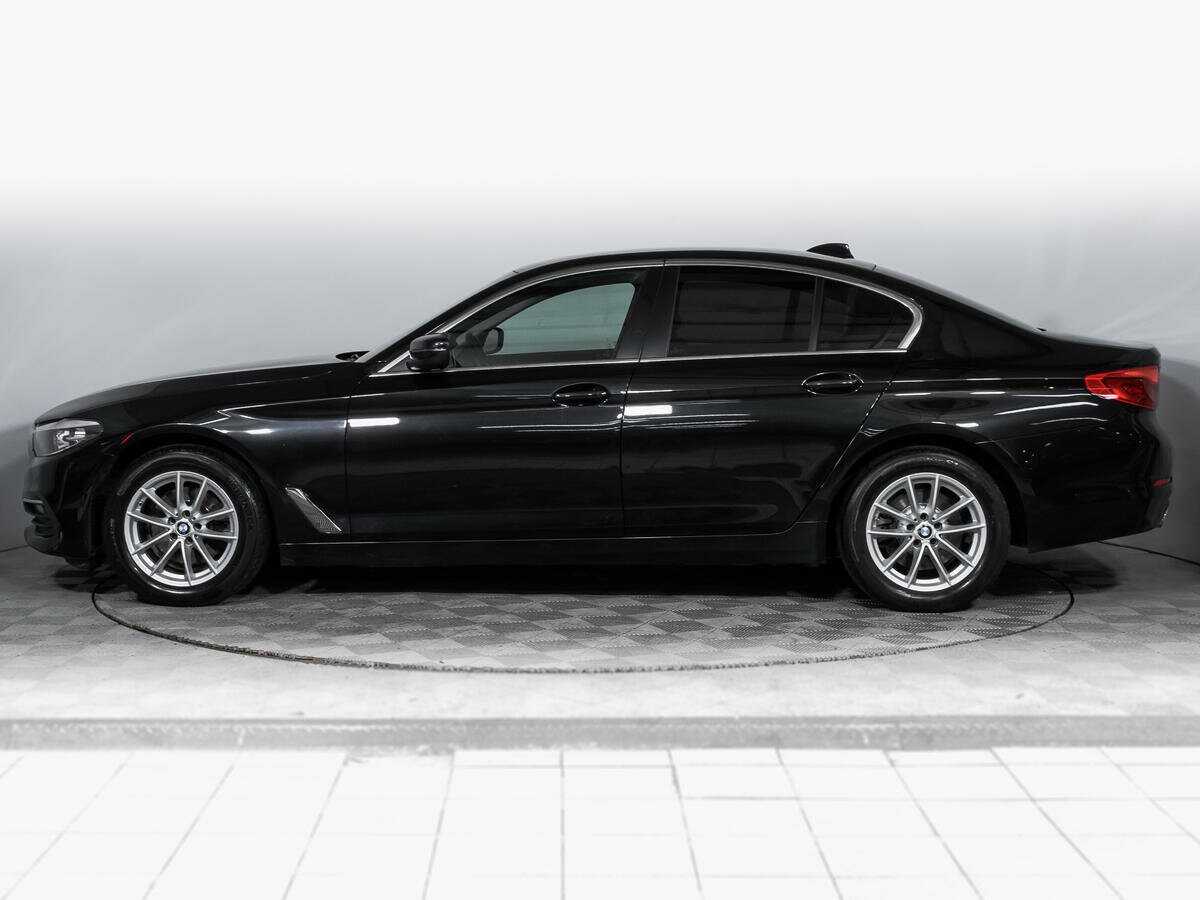 Купить BMW 5 серии 520d xDrive, 2018, 123 100 км, фото №8