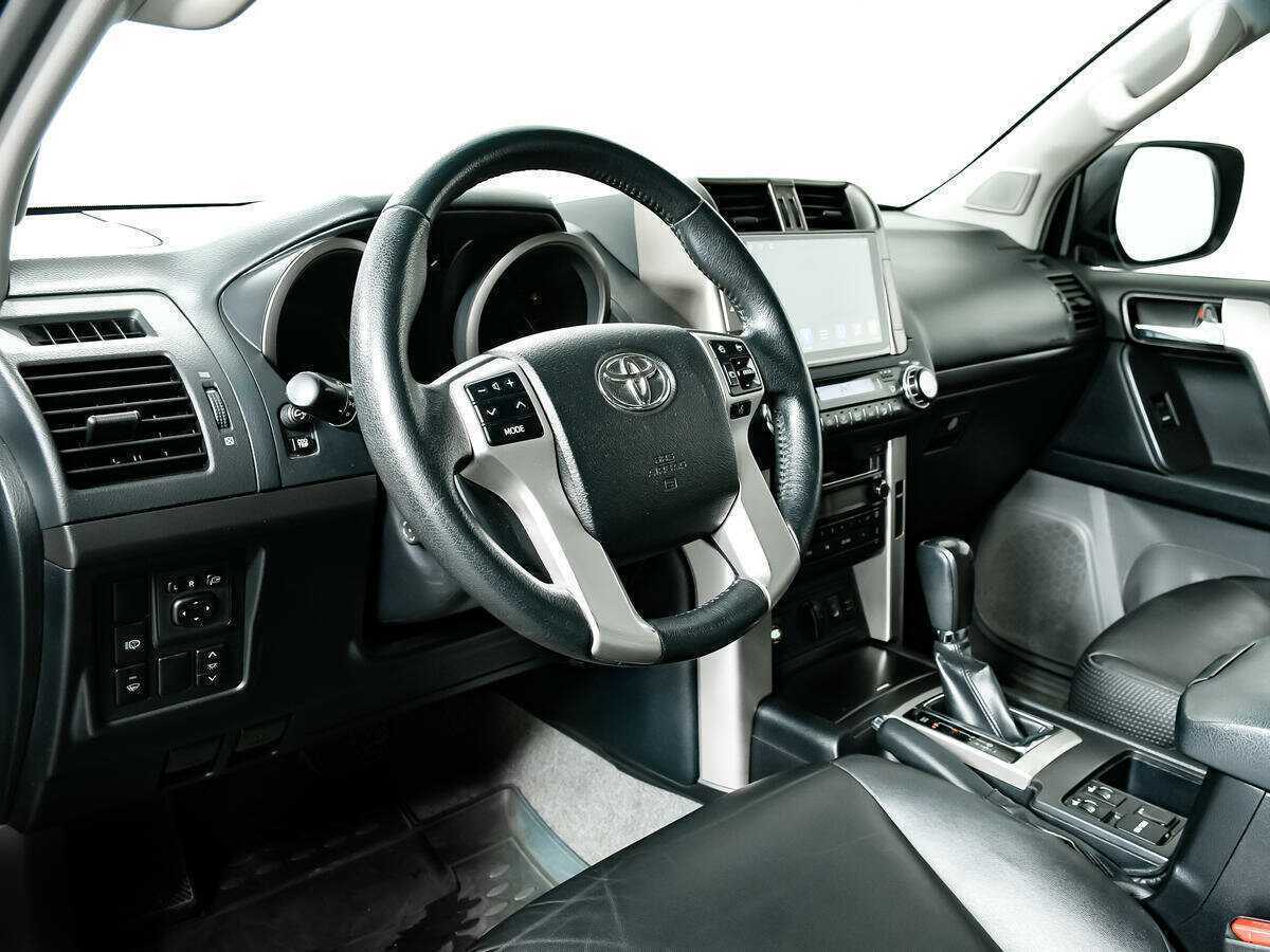 Купить Toyota Land Cruiser Prado, 2010, 168 995 км, фото №11