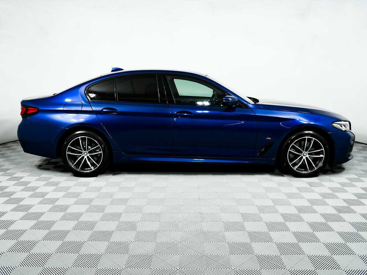 Купить BMW 5 серии 520d xDrive, 2021, 56 441 км, фото №4