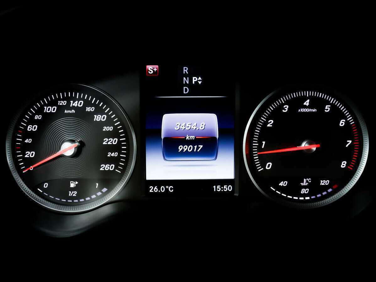 Купить Mercedes-Benz GLC Coupe 250, 2016, 98 975 км, фото №10