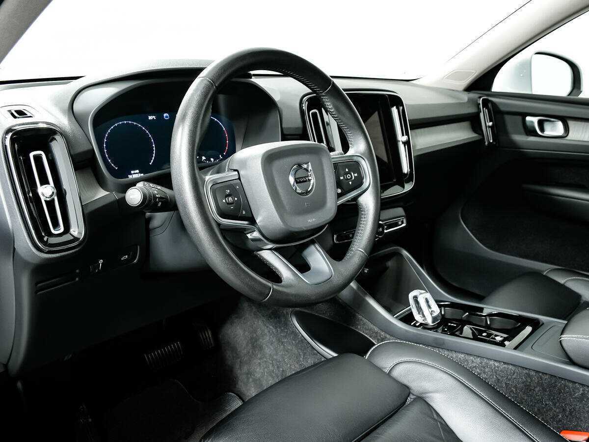 Купить Volvo XC40, 2021, 81 445 км, фото №13