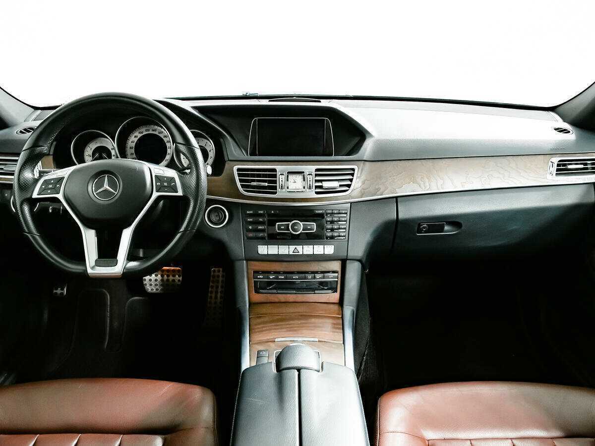 Купить Mercedes-Benz E-Класс 300, 2013, 99 118 км, фото №9