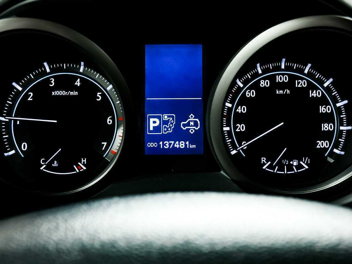 Купить Toyota Land Cruiser Prado, 2011, 137 470 км, фото №10