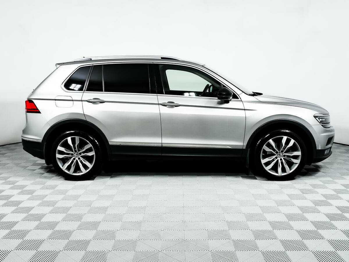 Купить Volkswagen Tiguan, 2019, 106 563 км, фото №4