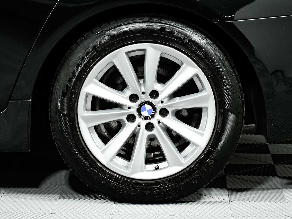 Купить BMW 5 серии 528i, 2010, 123 323 км, фото №14