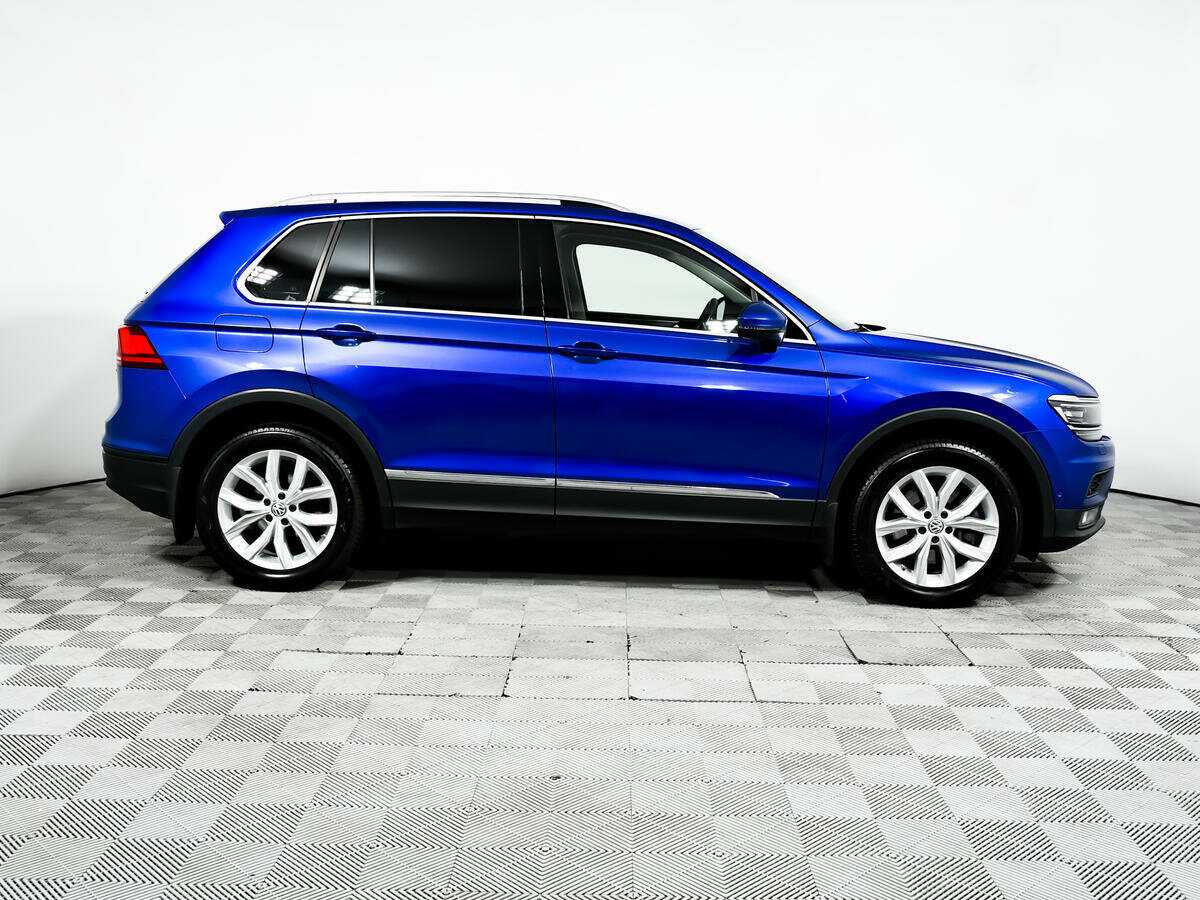 Купить Volkswagen Tiguan, 2018, 127 300 км, фото №4