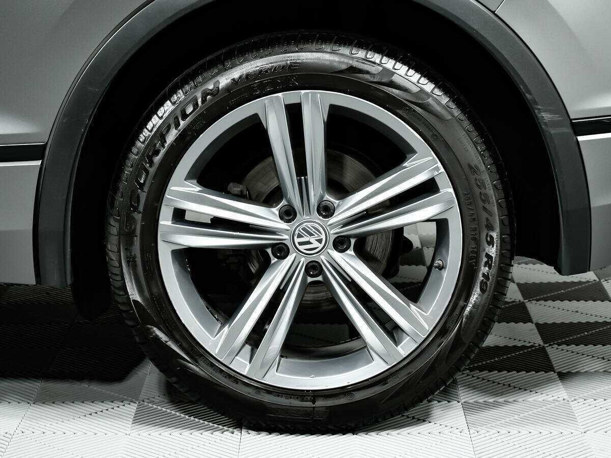 Купить Volkswagen Tiguan, 2019, 97 308 км, фото №14