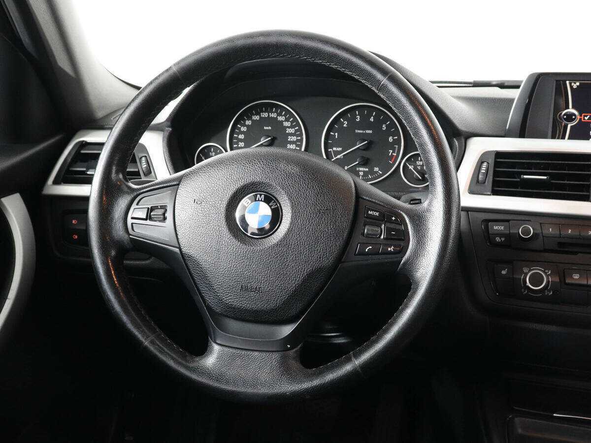 Купить BMW 3 серии 320i, 2013, 217 843 км, фото №15