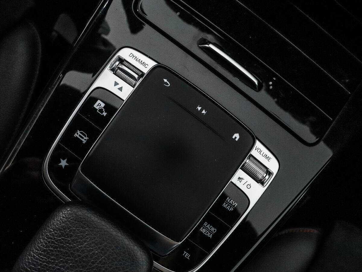 Купить Mercedes-Benz CLA 200, 2019, 80 484 км, фото №11