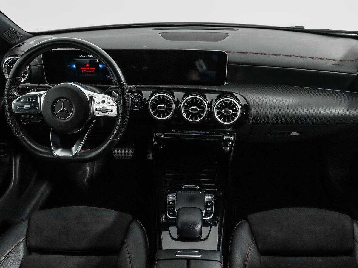 Купить Mercedes-Benz CLA 200, 2019, 80 484 км, фото №14