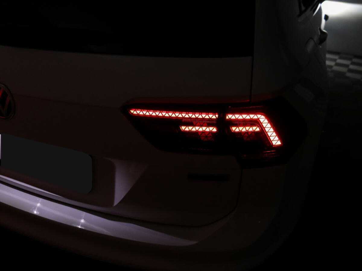 Купить Volkswagen Tiguan, 2018, 108 775 км, фото №9