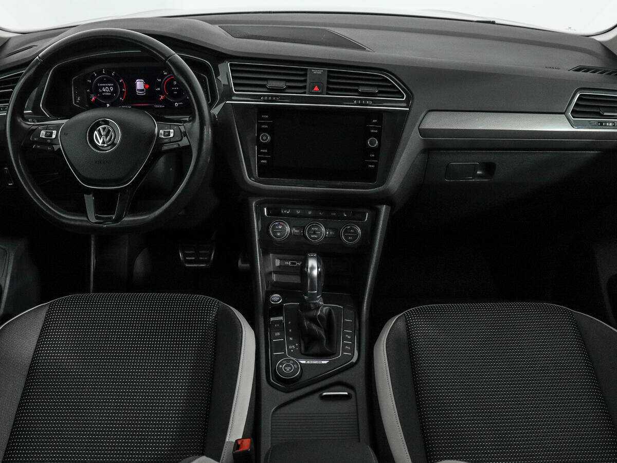 Купить Volkswagen Tiguan, 2019, 125 367 км, фото №15