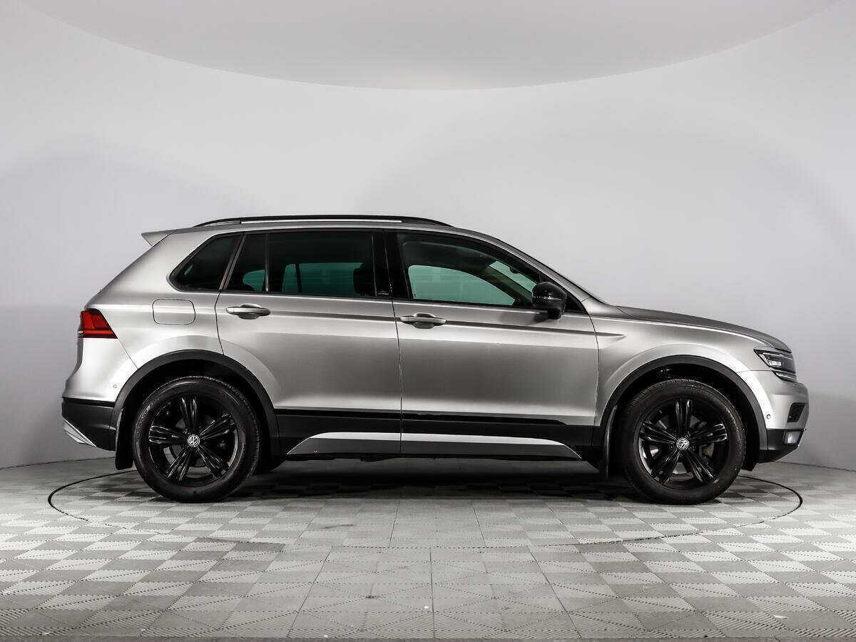 Купить Volkswagen Tiguan, 2019, 118 592 км, фото №4