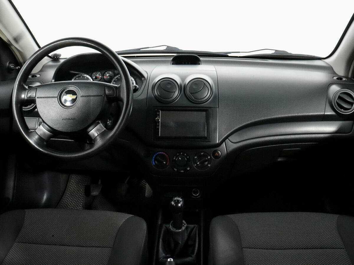 Купить Chevrolet Aveo, 2011, 218 726 км, фото №10