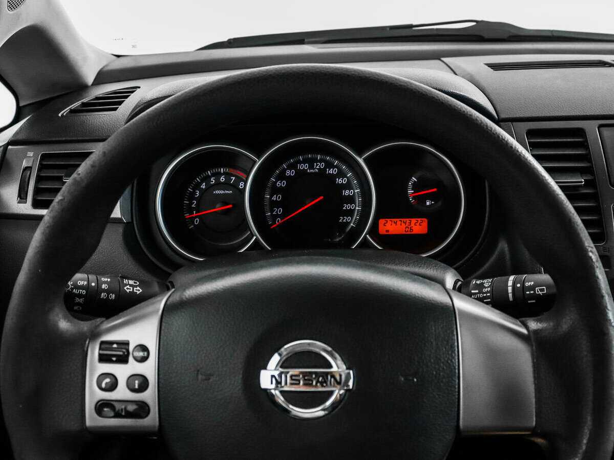 Купить Nissan Tiida, 2010, 274 743 км, фото №14