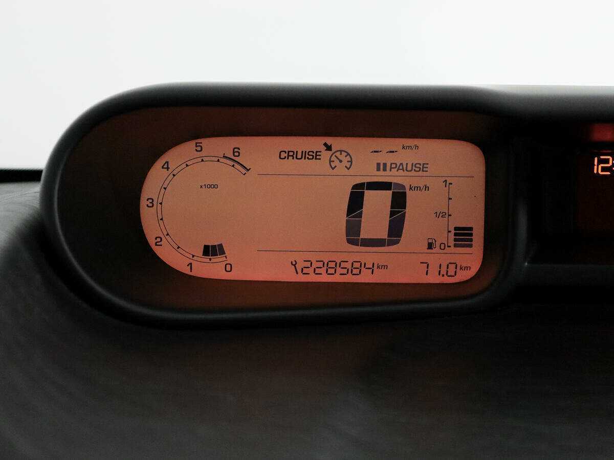 Купить Citroen C3 Picasso, 2011, 228 583 км, фото №17