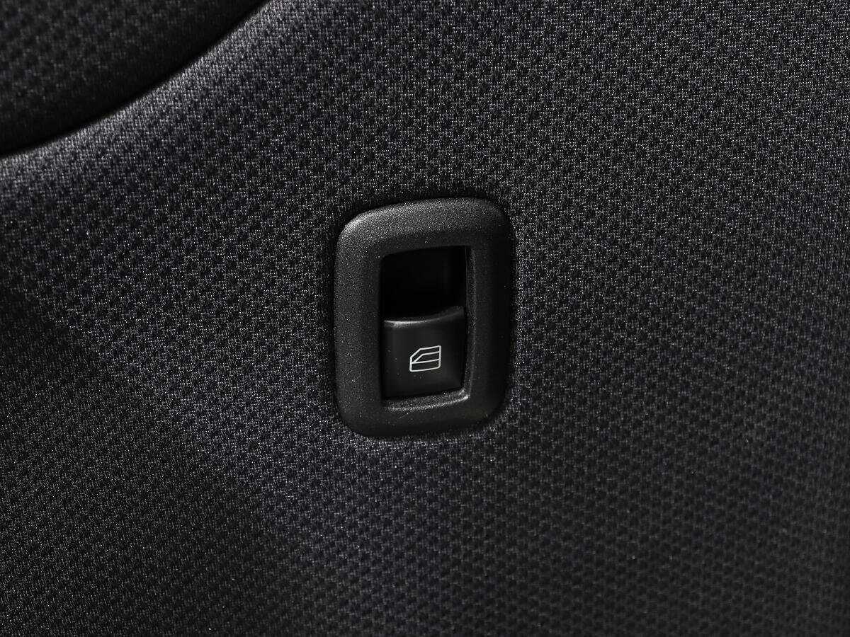 Купить Mercedes-Benz A-Класс 180, 2009, 114 132 км, фото №17