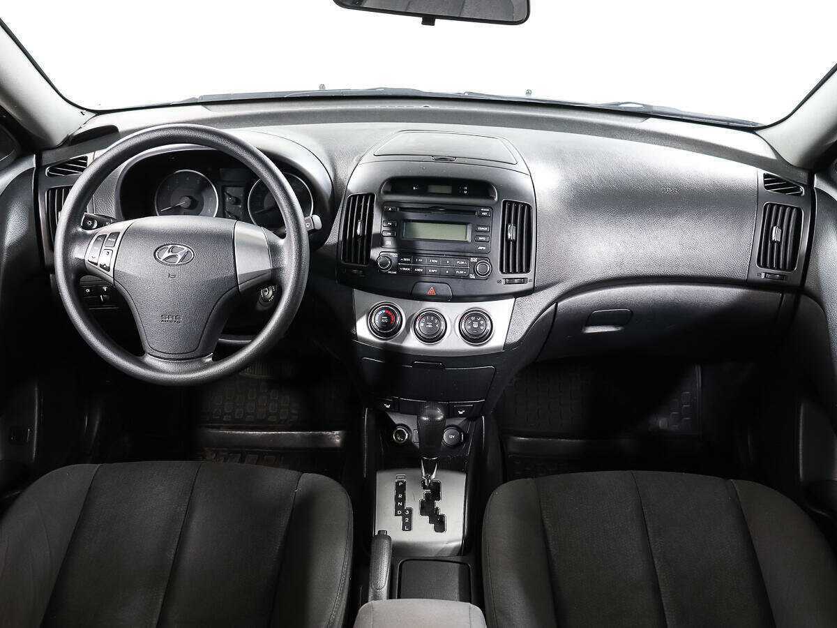 Купить Hyundai Elantra, 2011, 92 395 км, фото №12