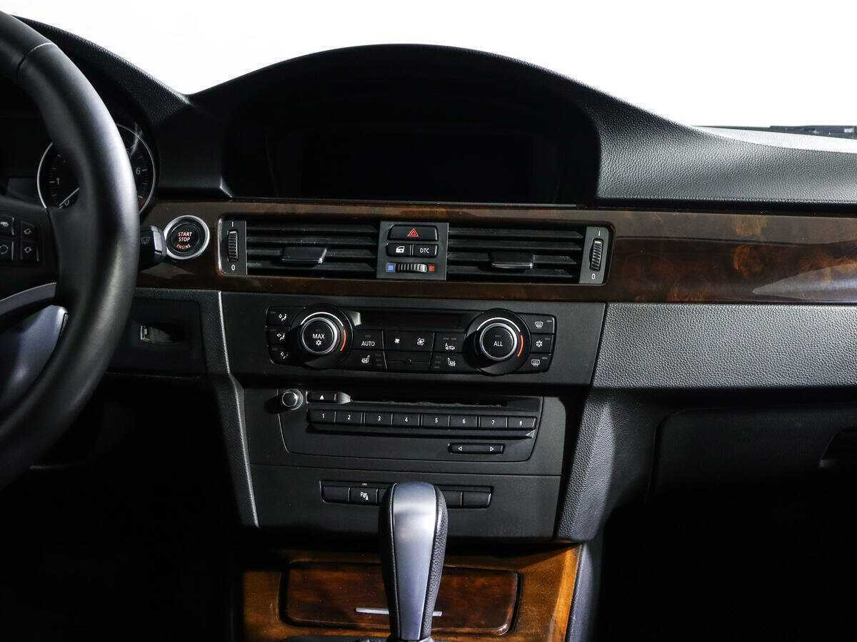 Купить BMW 3 серии 325xi, 2011, 218 677 км, фото №13