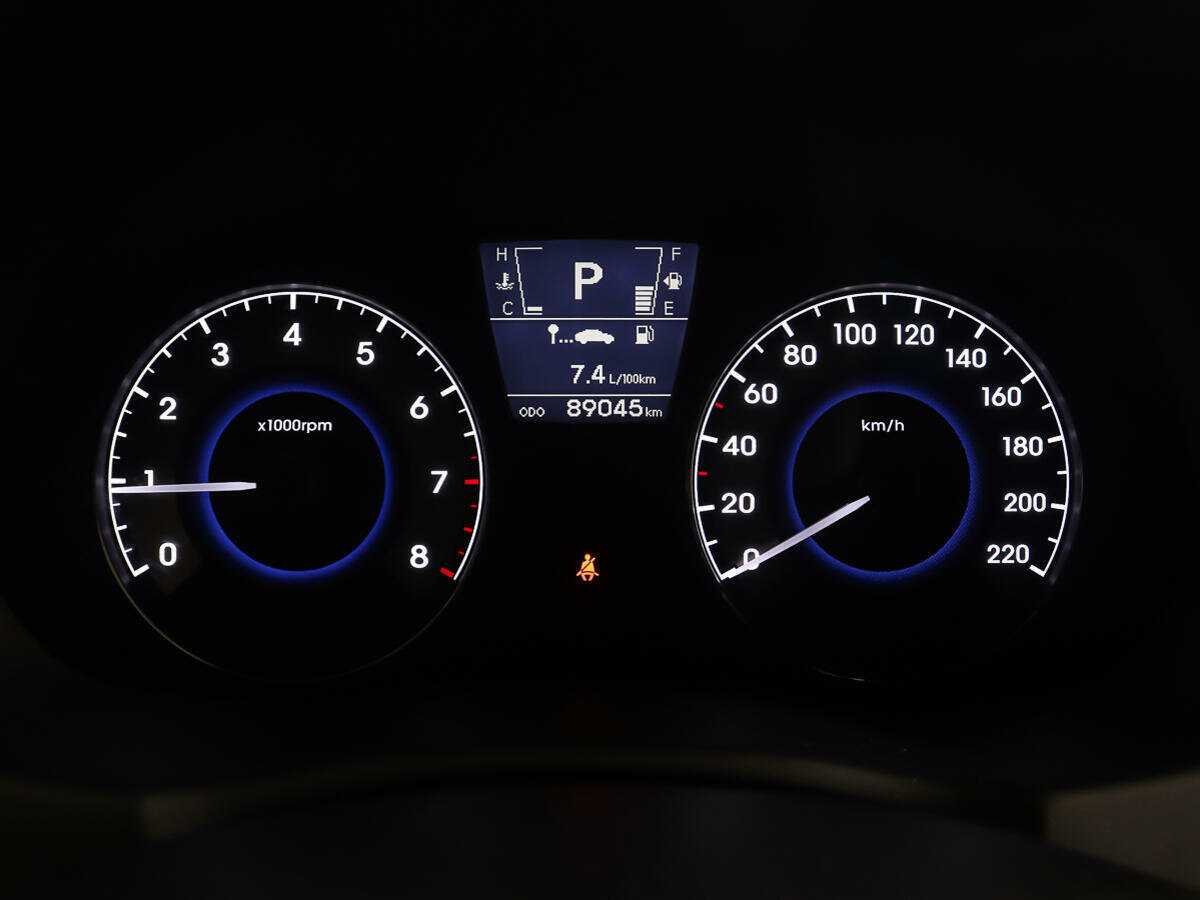 Купить Hyundai Solaris, 2011, 89 044 км, фото №16