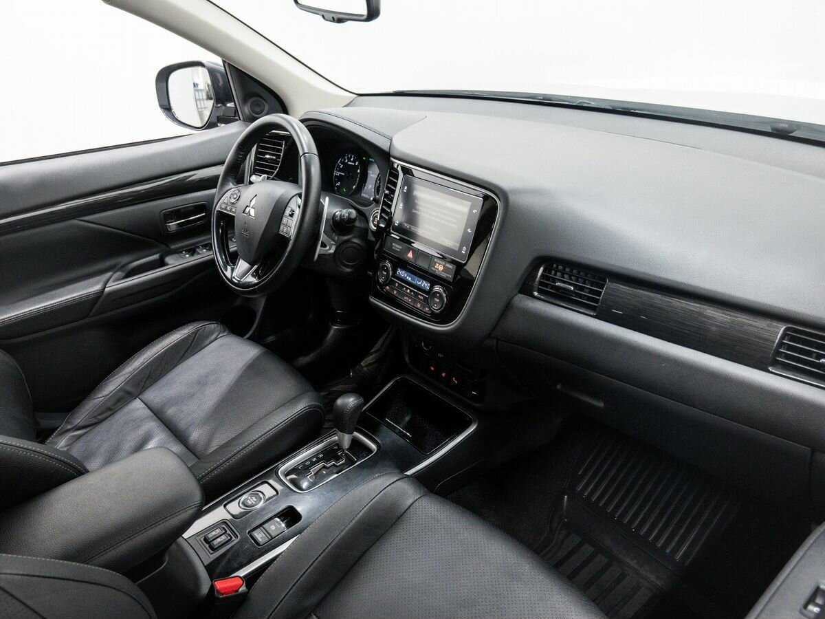 Купить Mitsubishi Outlander, 2018, 70 020 км, фото №8