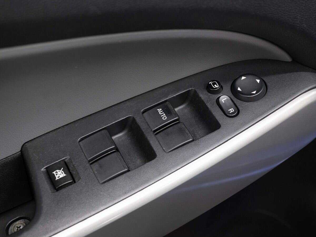 Купить Mazda 2, 2009, 225 000 км, фото №19