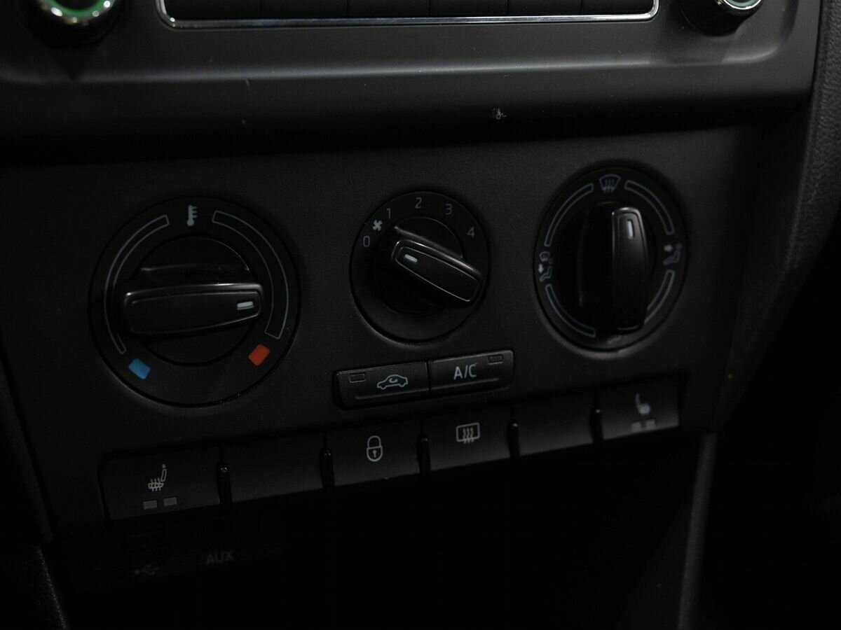 Купить Skoda Rapid, 2015, 189 864 км, фото №18